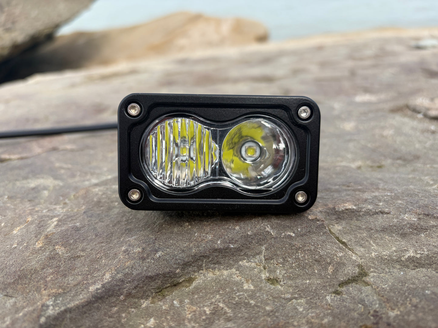 Universal Battery Powered Baja Light V1