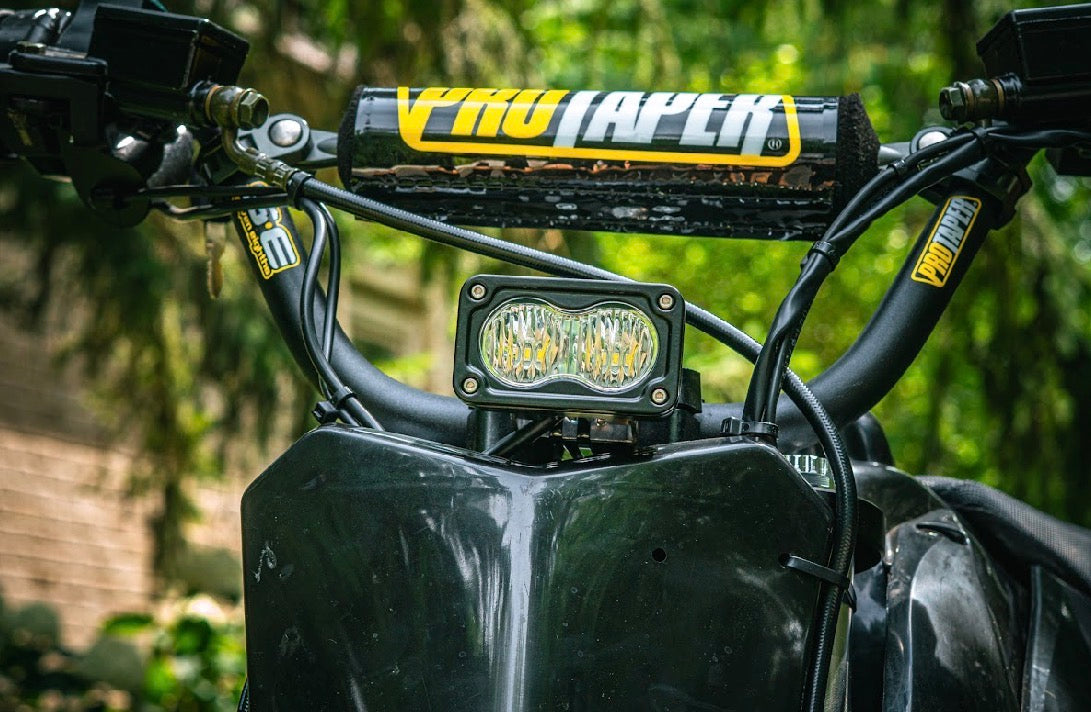 Universal Battery Powered Baja Light